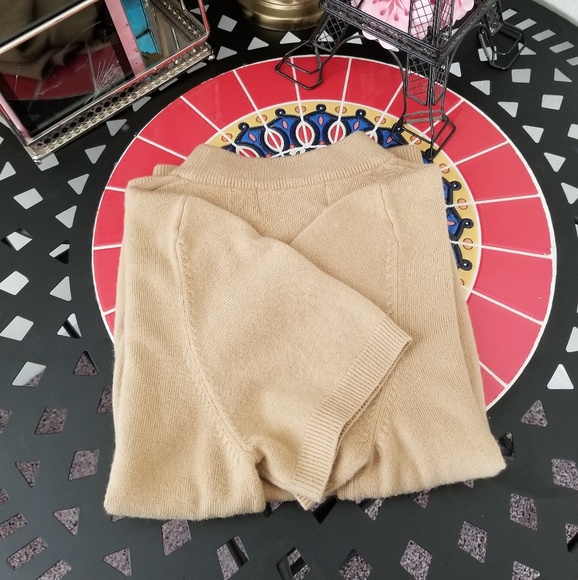 Short sleeves sweater! - Picture 3 of 4